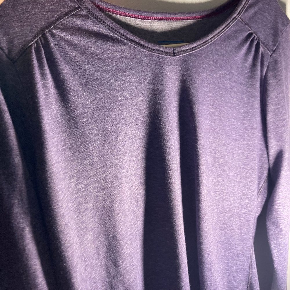 Woman's Columbia Large Violet Purple Heather long sleeve shirt